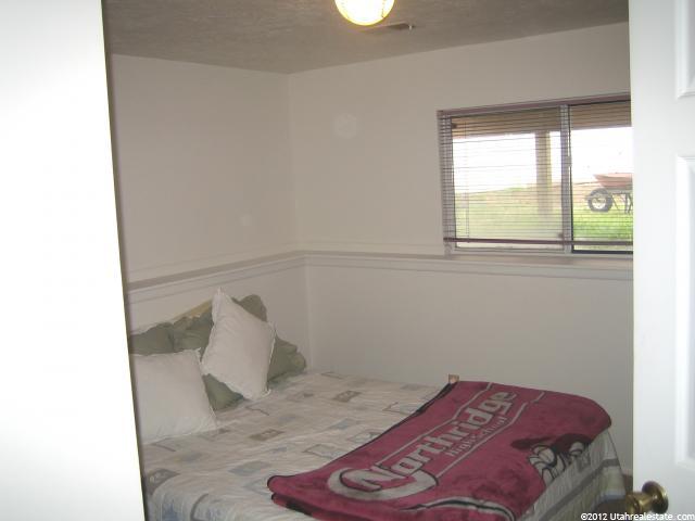1702 N 1350 W, Clinton, UT 84015 — photo 9