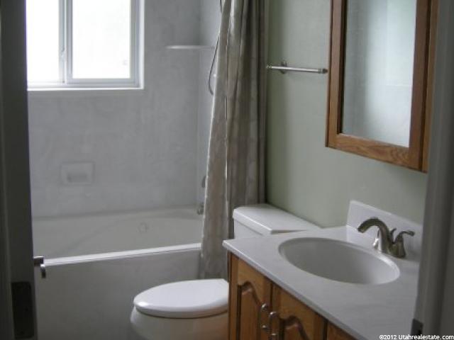 970 E Canterbury Dr, Logan, UT 84321 — photo 6