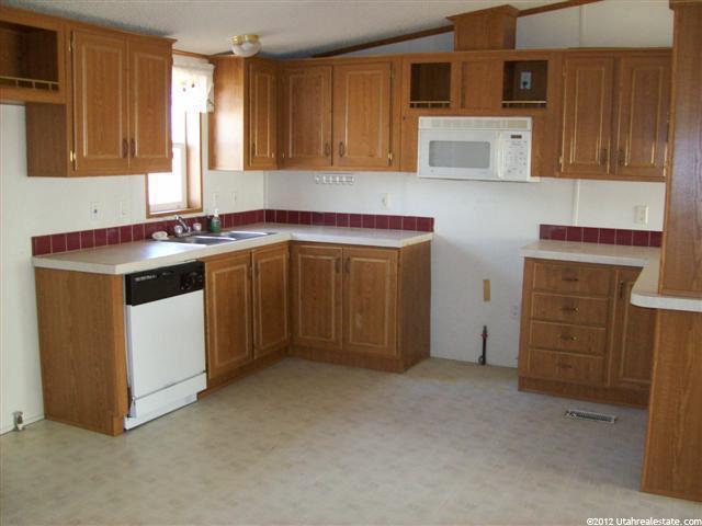 10187 E Highway 40 N, Gusher, UT 84026 — photo 2