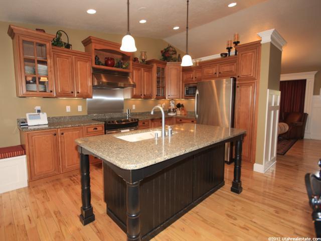 377 Spring Creek Rd, Providence, UT 84332 — photo 2