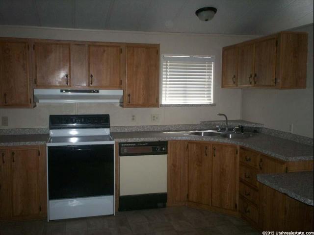 724 N 1100 E, St. George, UT 84770 — photo 4