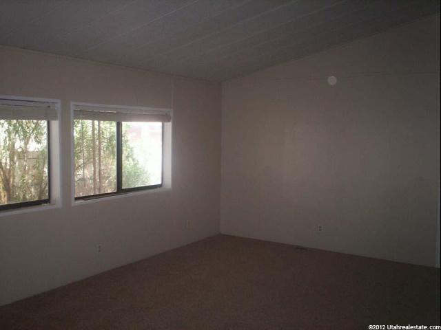 724 N 1100 E, St. George, UT 84770 — photo 7