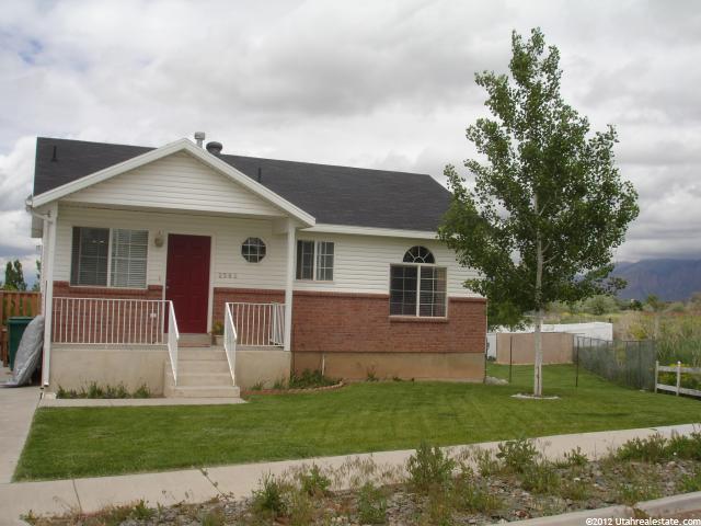 2562 W 4000 S, Roy, UT 84067 — photo 2