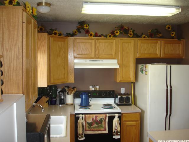 2562 W 4000 S, Roy, UT 84067 — photo 7