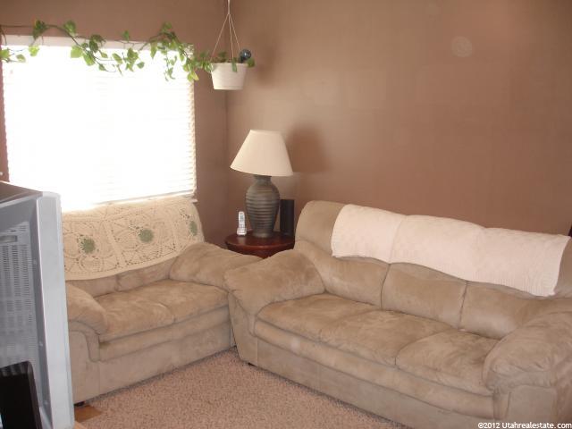 2562 W 4000 S, Roy, UT 84067 — photo 9