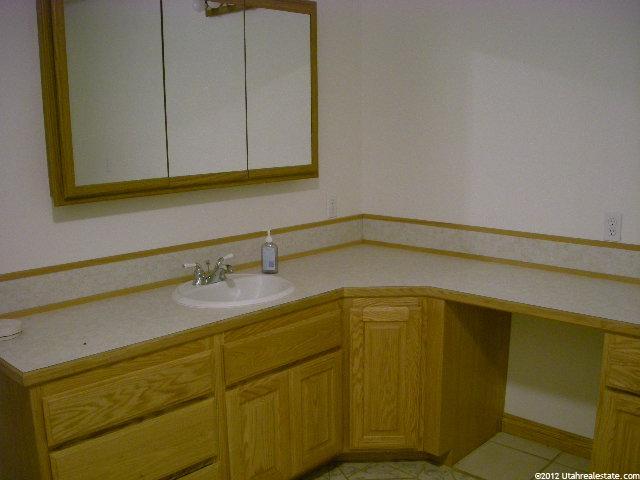 7098 N 91 E, Mona, UT 84645 — photo 10