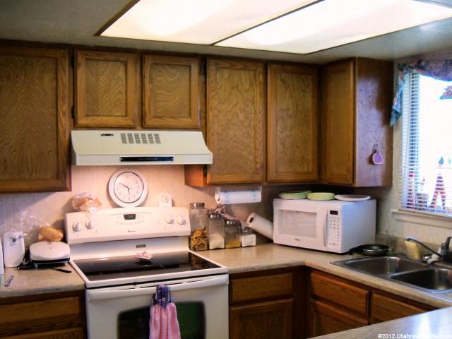 2671 W 1650 N, Clinton, UT 84015 — photo 9