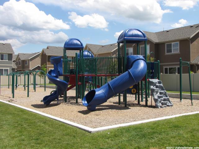 911 W Berkeley Dr N, North Salt Lake, UT 84054 — photo 2