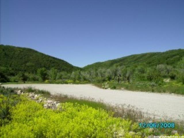 2142 N River Run Dr E, Huntsville, UT 84317 — photo 2
