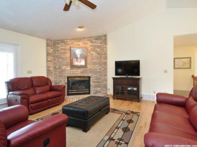 2723 E Mutton Hollow Rd S, Layton, UT 84040 — photo 2