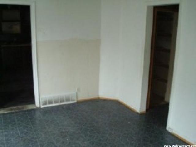 317 E 30th St, Ogden, UT 84401 — photo 3