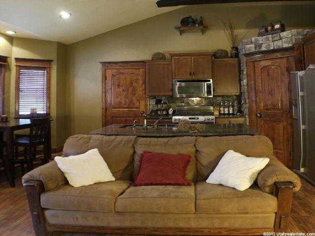 442 E 800 S, River Heights, UT 84321 — photo 5