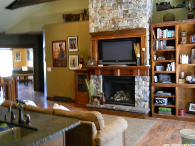 442 E 800 S, River Heights, UT 84321 — photo 8