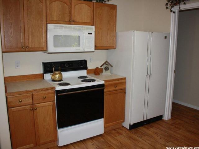 673 E Ogden Cyn S, Ogden, UT 84401 — photo 4