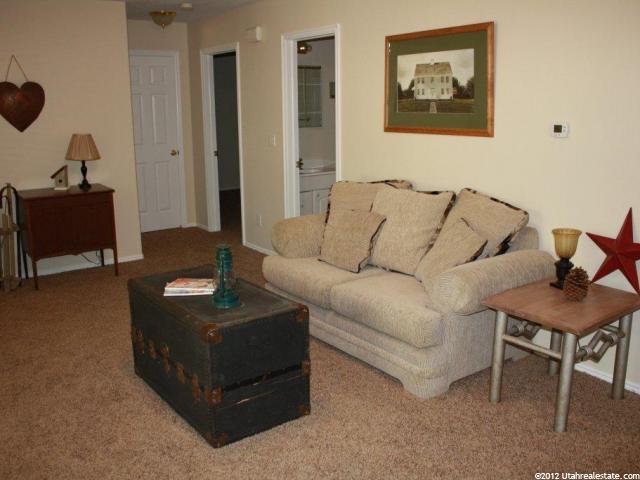 673 E Ogden Cyn S, Ogden, UT 84401 — photo 6