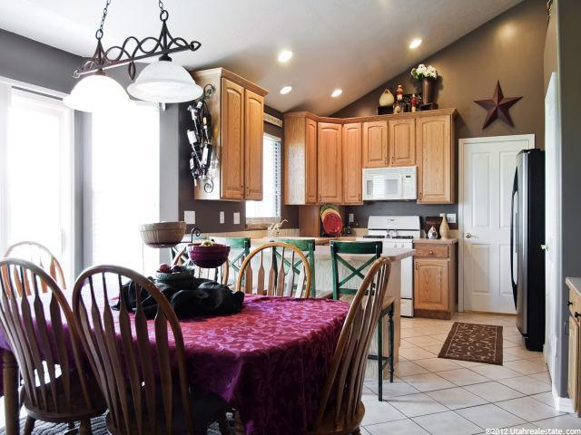 1602 S Doral Dr, Syracuse, UT 84075 — photo 9