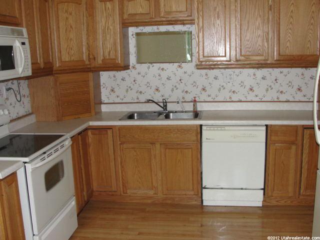 260 E 400 S, Vernal, UT 84078 — photo 2
