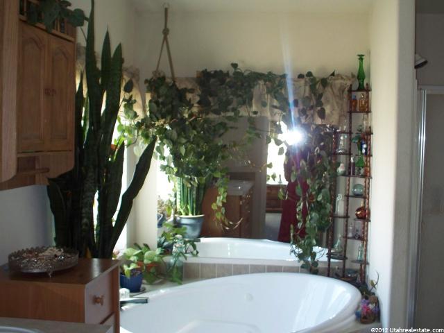 481 W 2500 S, Vernal, UT 84078 — photo 5