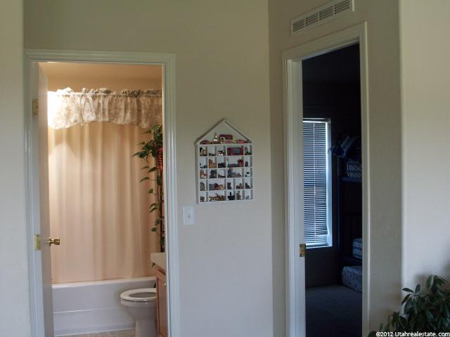 481 W 2500 S, Vernal, UT 84078 — photo 8