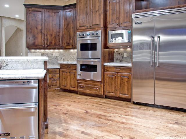 11 Bentbrook Ln, Sandy, UT 84092 — photo 11