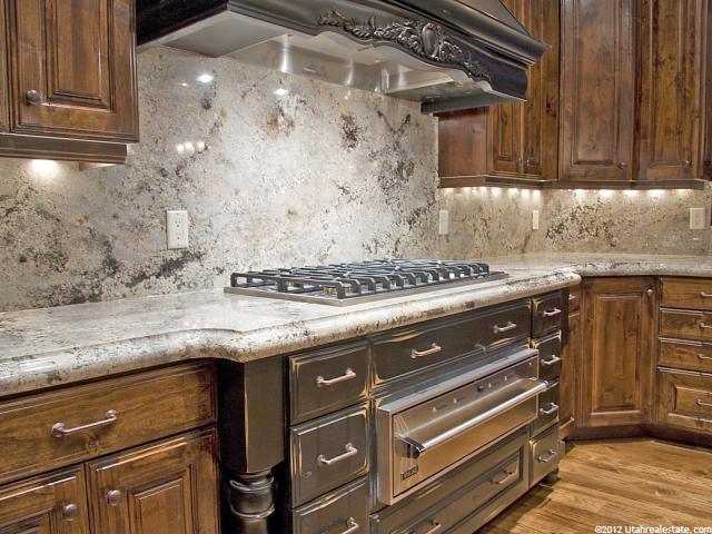 11 Bentbrook Ln, Sandy, UT 84092 — photo 10