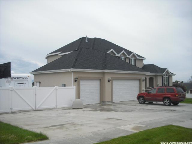 489 W 3450 N, Pleasant View, UT 84414 — photo 11