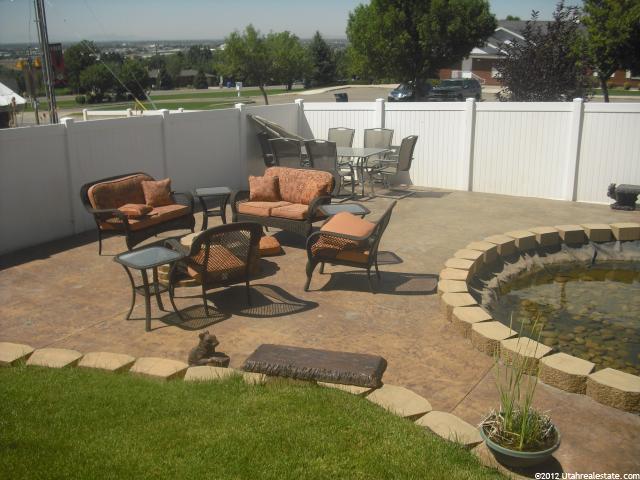489 W 3450 N, Pleasant View, UT 84414 — photo 4