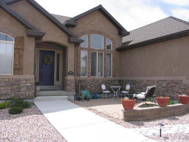 87 W Stauffer Ln, Murray, UT 84107 — photo 2