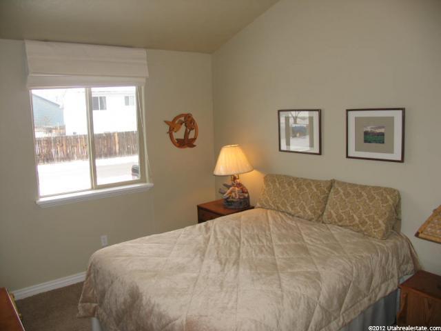 87 W Stauffer Ln, Murray, UT 84107 — photo 12