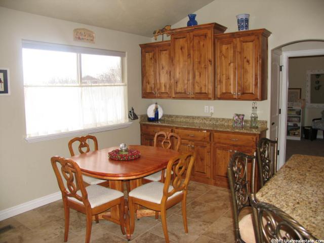 87 W Stauffer Ln, Murray, UT 84107 — photo 7