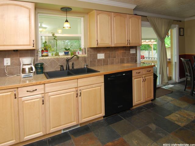 1985 W 4700 S, Roy, UT 84067 — photo 4