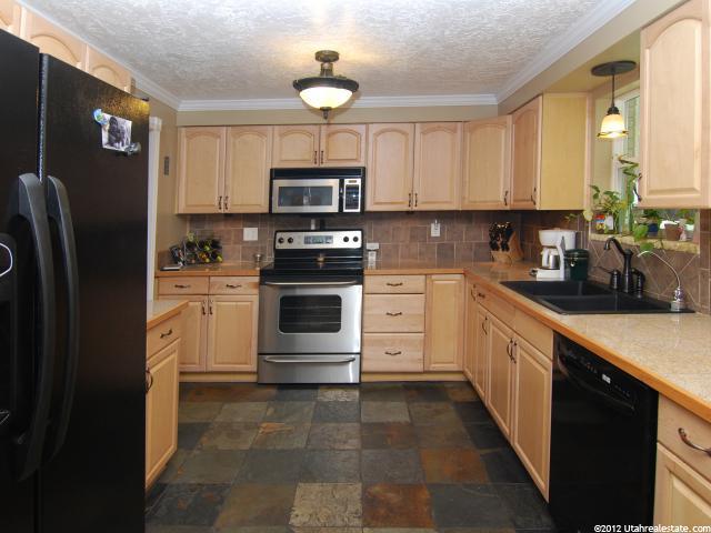 1985 W 4700 S, Roy, UT 84067 — photo 6