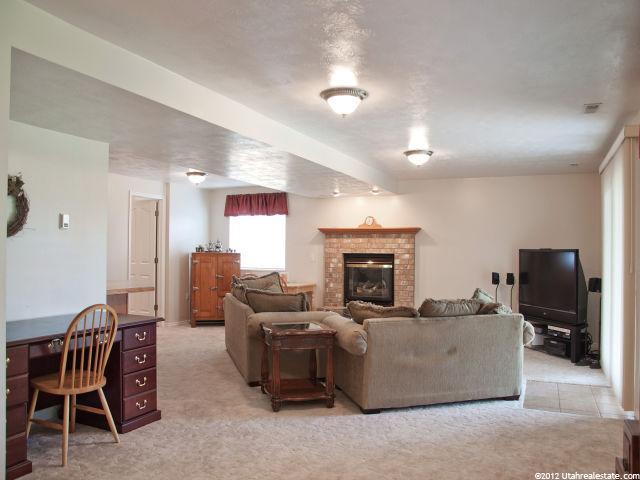 4925 S Glasmann Way E, South Ogden, UT 84403 — photo 12