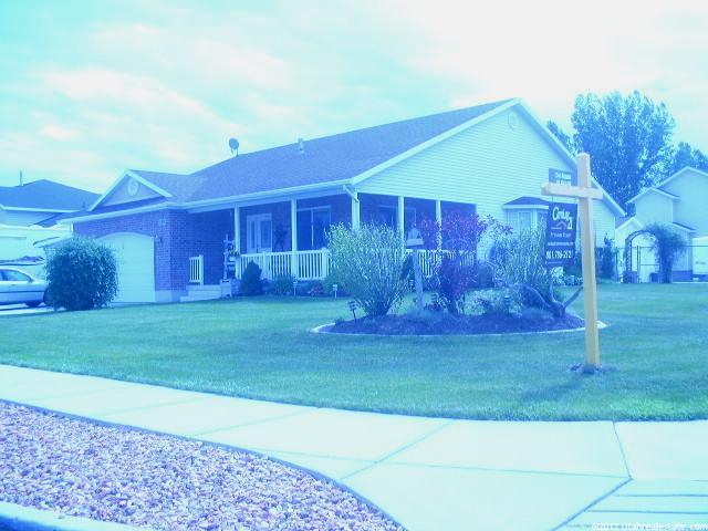 1235 N 100 E, Harrisville, UT 84404 — photo 3