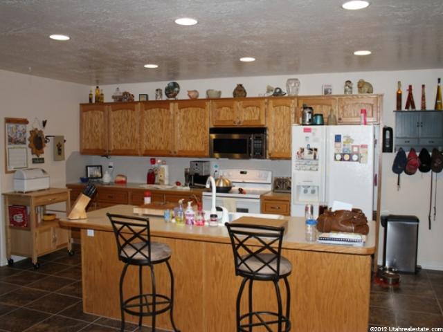 1235 N 100 E, Harrisville, UT 84404 — photo 5