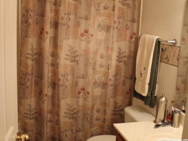 1235 N 100 E, Harrisville, UT 84404 — photo 10