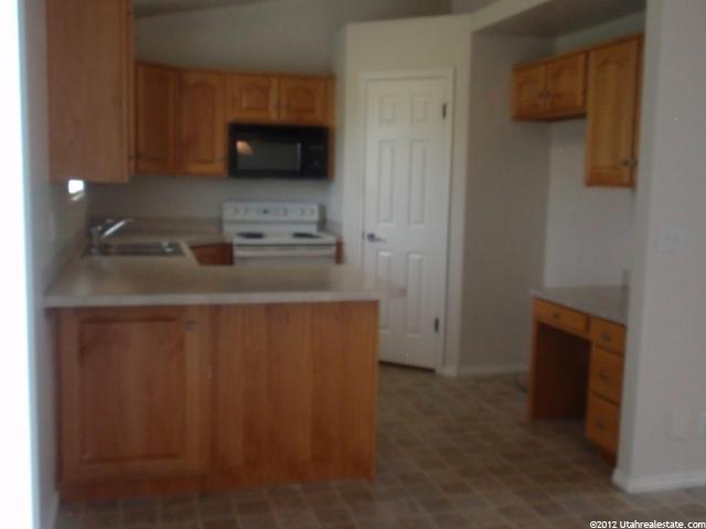 1472 W 570 St N, Clinton, UT 84015 — photo 3