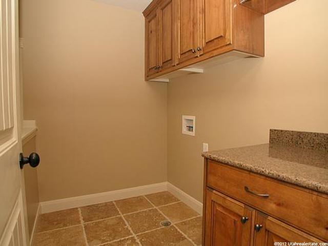 1058 E Elk Ridge Dr, Smithfield, UT 84335 — photo 9