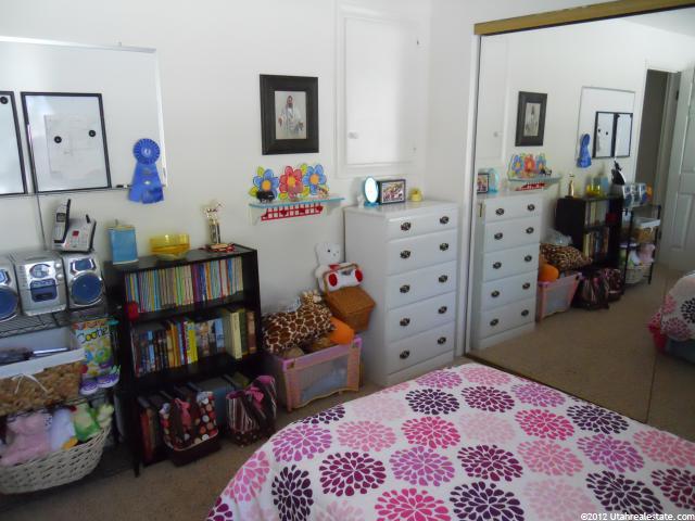 423 E 400 N, Bountiful, UT 84010 — photo 10