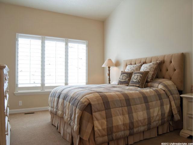 310 E Edgemont Dr, North Salt Lake, UT 84054 — photo 11