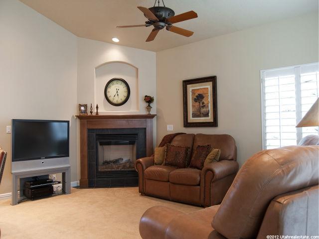 310 E Edgemont Dr, North Salt Lake, UT 84054 — photo 4