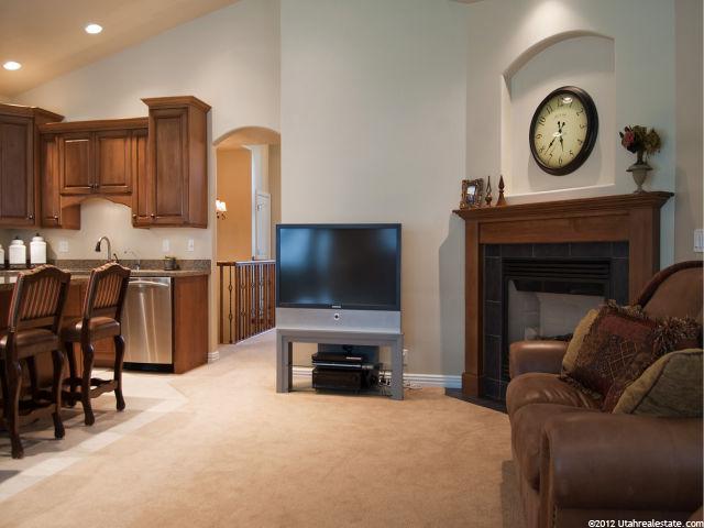 310 E Edgemont Dr, North Salt Lake, UT 84054 — photo 6
