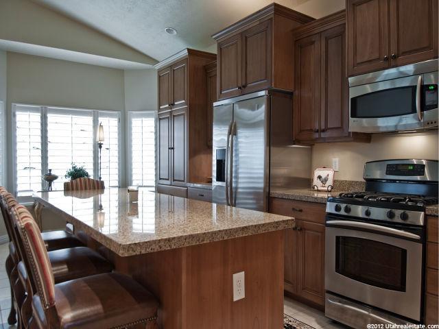 310 E Edgemont Dr, North Salt Lake, UT 84054 — photo 9