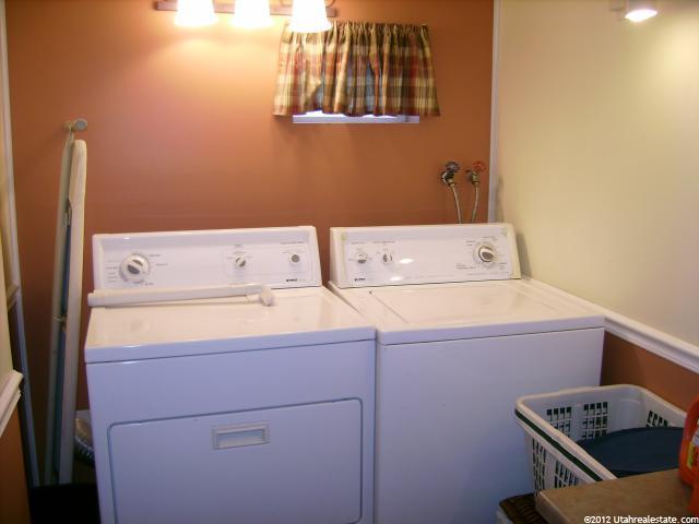 103 E Park St S, Copperton, UT 84006 — photo 12
