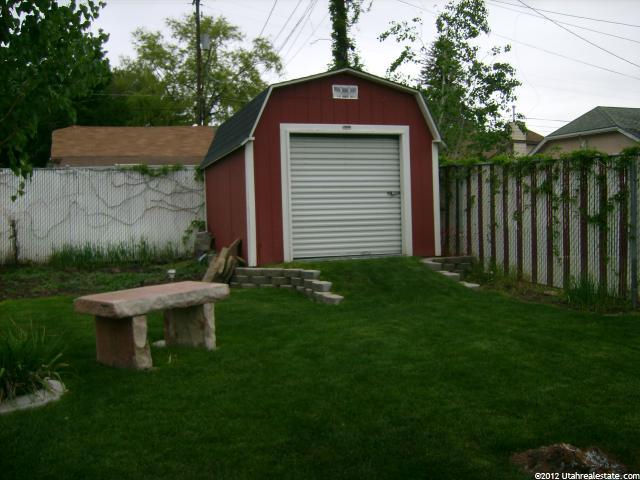 103 E Park St S, Copperton, UT 84006 — photo 5