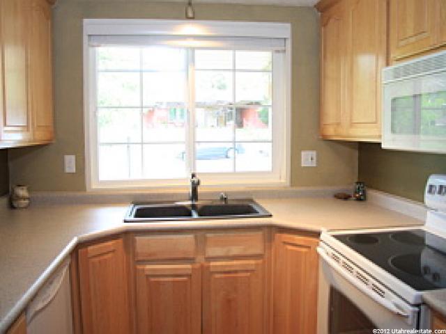 2918 S 150 E, Bountiful, UT 84010 — photo 9