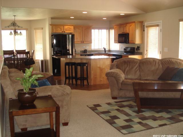 2111 N 150 E, North Ogden, UT 84414 — photo 2