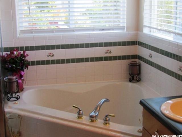 599 W 900 N, American Fork, UT 84003 — photo 4