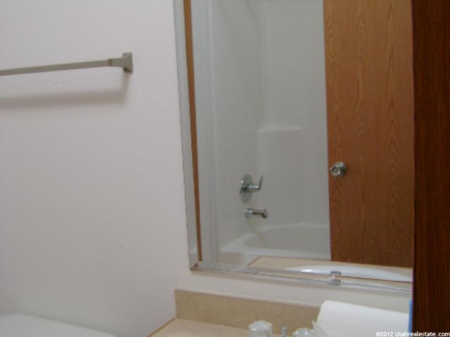 484 W 2100 S, Vernal, UT 84078 — photo 9