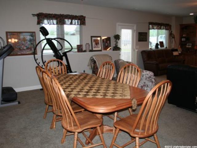 434 N 3200 W, Layton, UT 84041 — photo 10